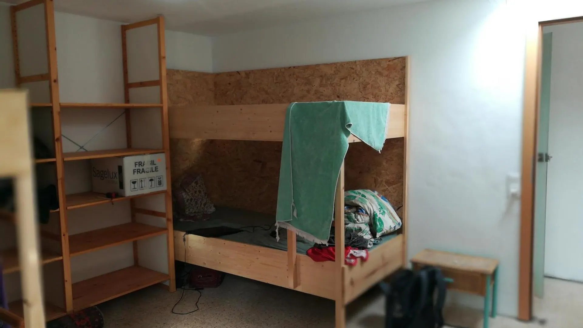 Bett 3 Im Maenner-4-Bettzimmer Nur Maenner Only Men Solo Hombres Mogán Espagne
